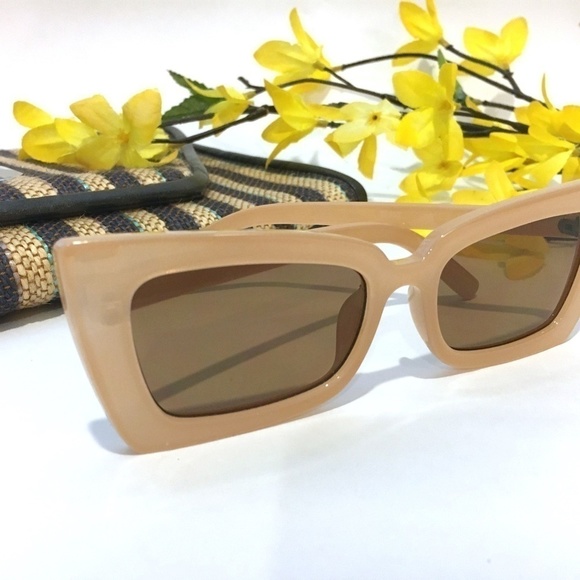 RETRO style retangular butterfly frame sunglasses - Picture 5 of 10